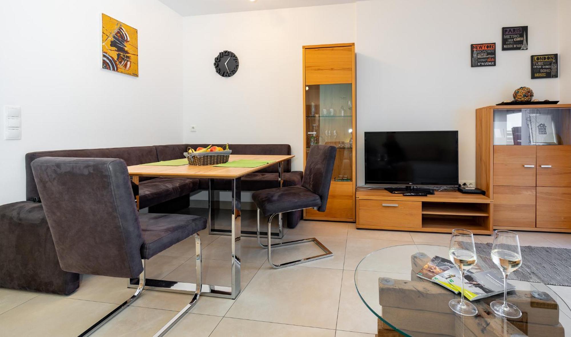 Appartement Klosterhuegel Haus im Ennstal Exteriör bild