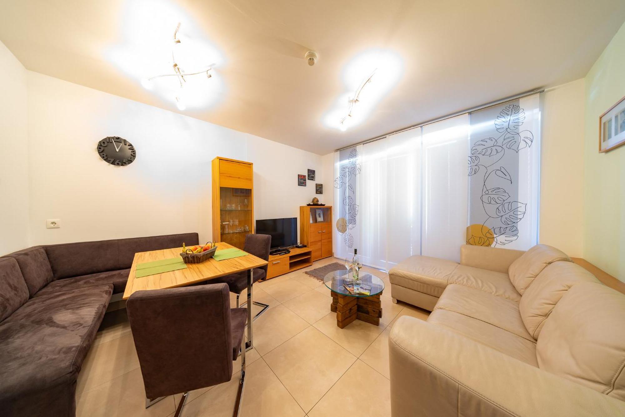 Appartement Klosterhuegel Haus im Ennstal Exteriör bild